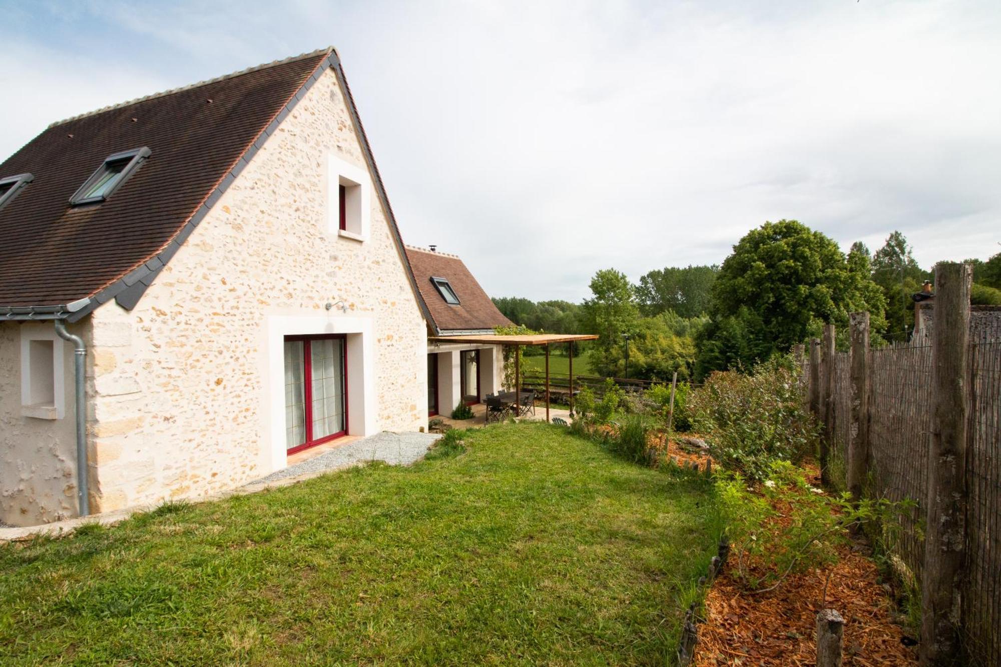 LA GRANGE charme nature repos Saché Extérieur photo
